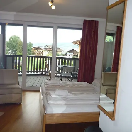 Studio Ian With Large Balcony With View Of Fields, Cows With Parking, Wi-fi