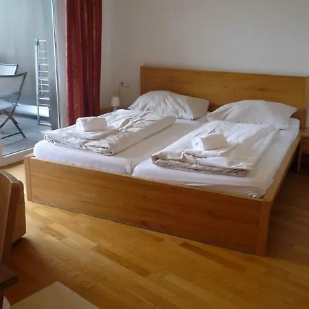 Studio Ian With Large Balcony With View Of Fields, Cows With Parking, Wi-fi Kaprun