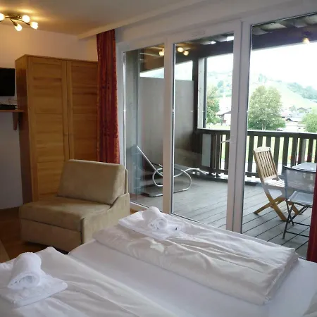Studio Ian With Large Balcony With View Of Fields, Cows With Parking, Wi-fi