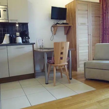 Studio Ian With Large Balcony With View Of Fields, Cows With Parking, Wi-fi *
