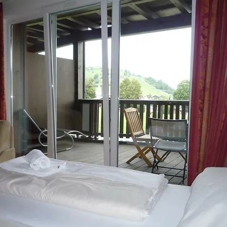 Studio Ian With Large Balcony With View Of Fields, Cows With Parking, Wi-fi